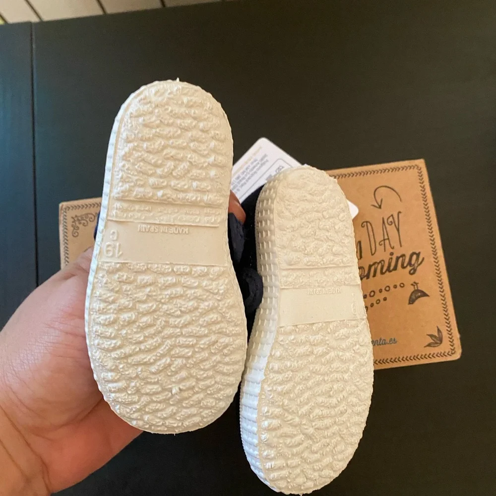 Cienta Navy Baby Shoes